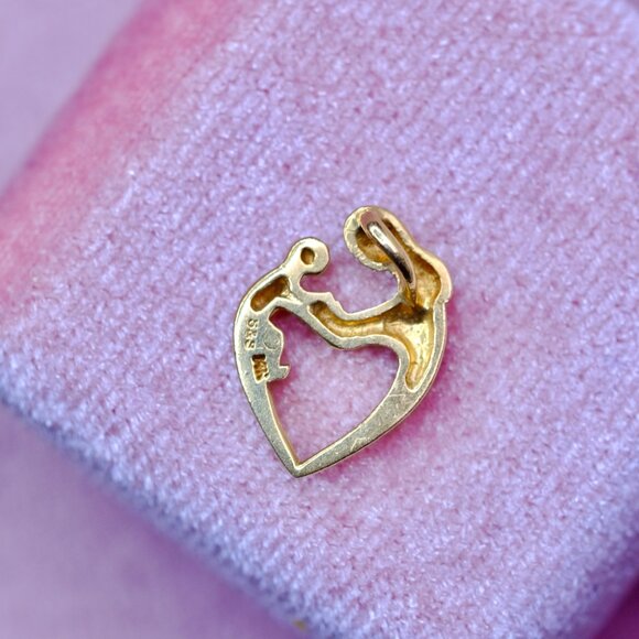 14K Real Yellow Gold Dainty Small "Mother & Child" Pendant. - Picture 4 of 10